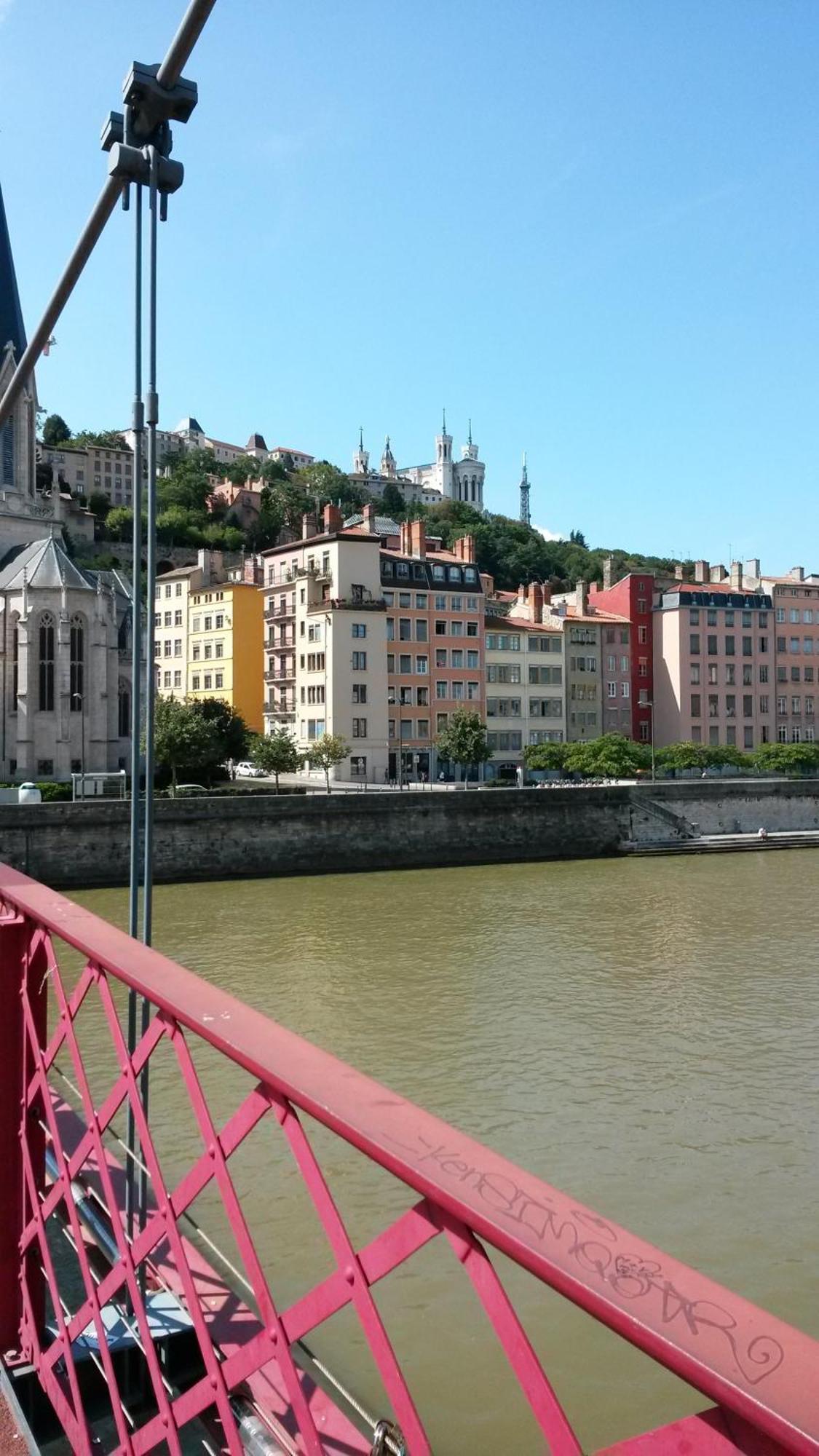 La Nuit Saint Georges Daire Lyon Dış mekan fotoğraf
