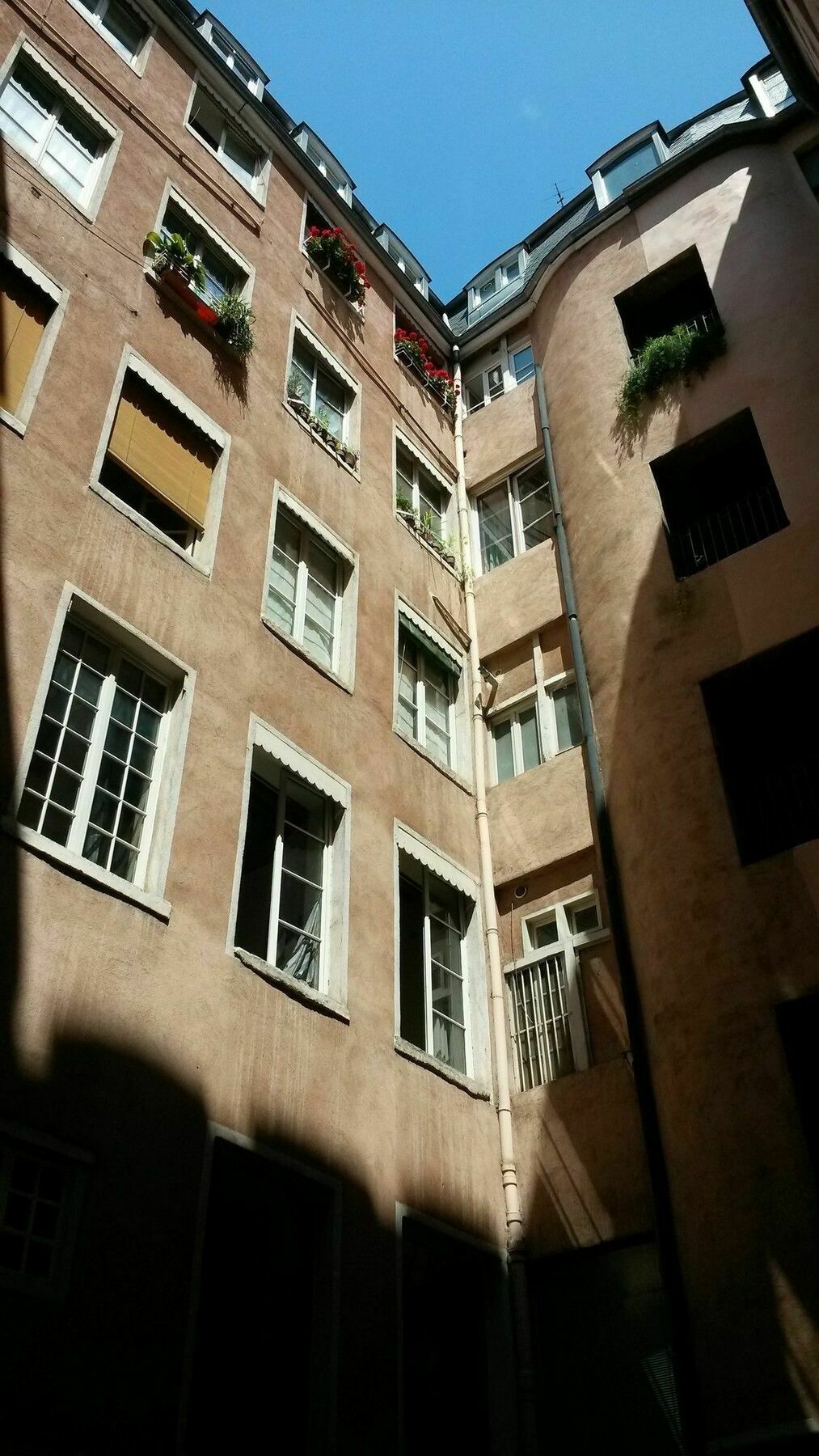La Nuit Saint Georges Daire Lyon Dış mekan fotoğraf